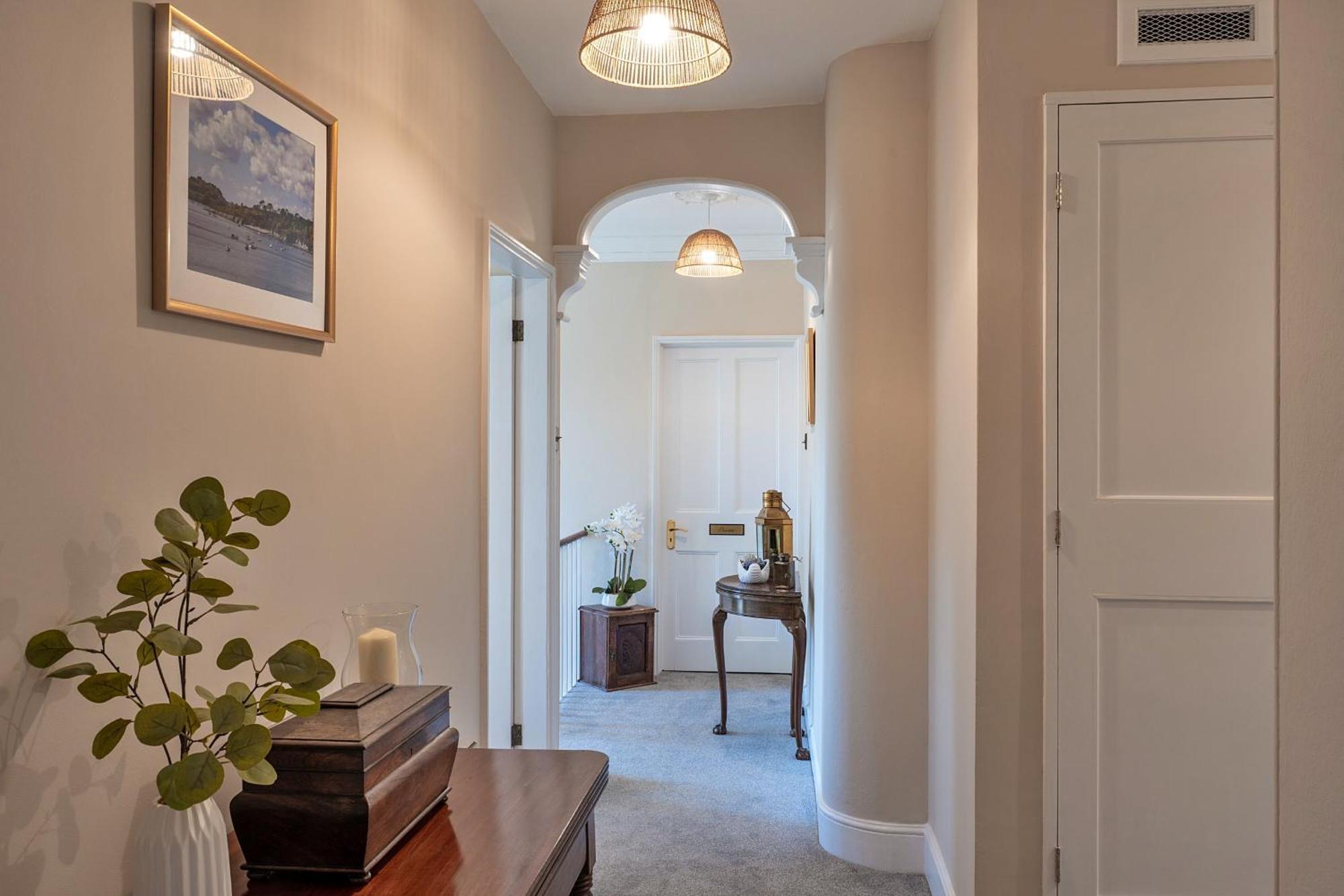 Finest Retreats - The Old Counting House Gweek