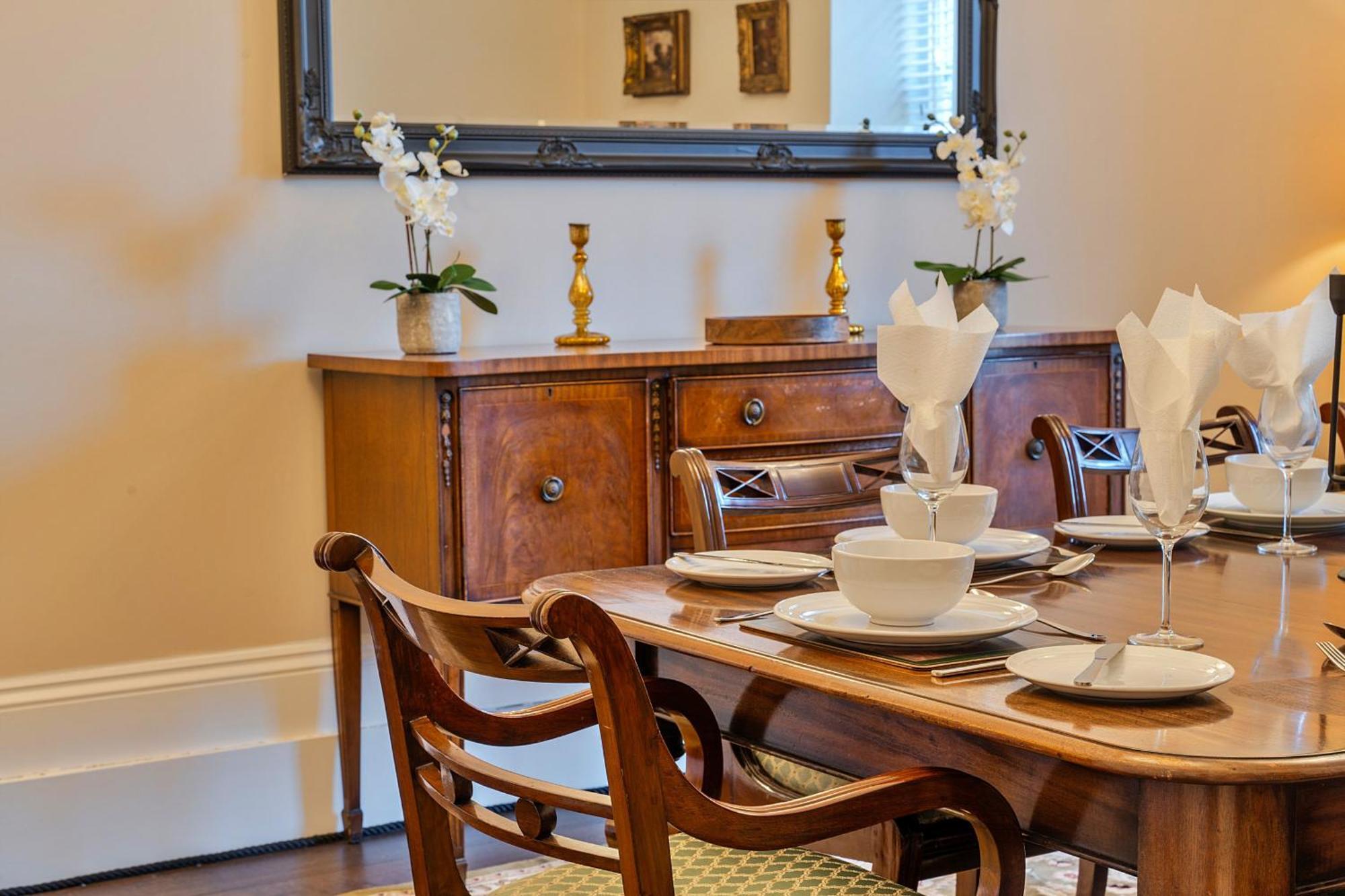 Finest Retreats - The Old Counting House Gweek