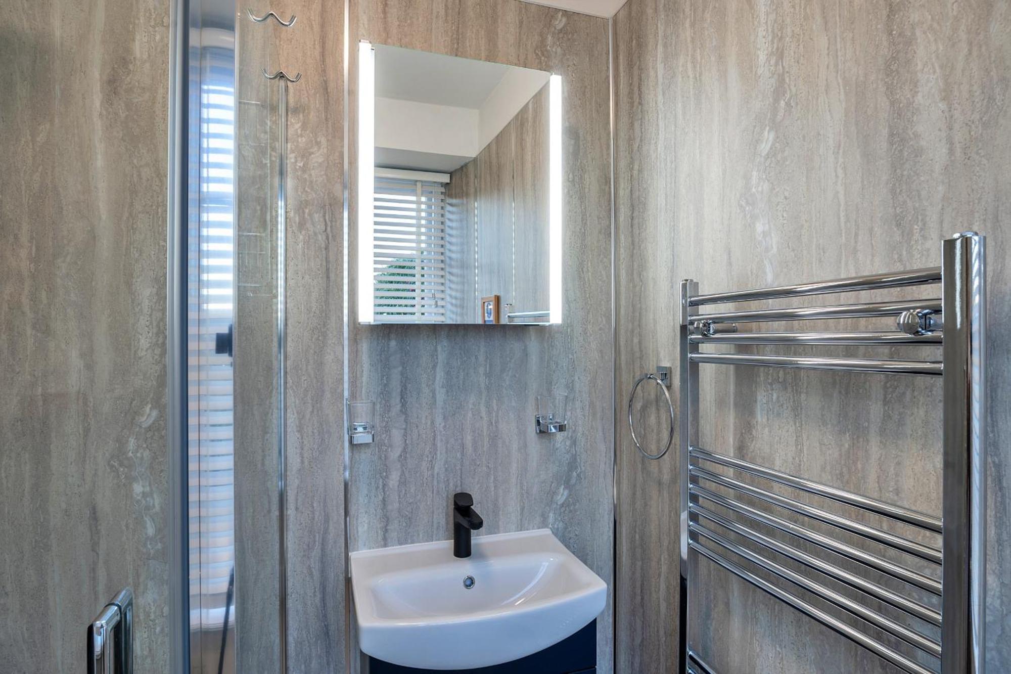 Finest Retreats - The Old Counting House Gweek