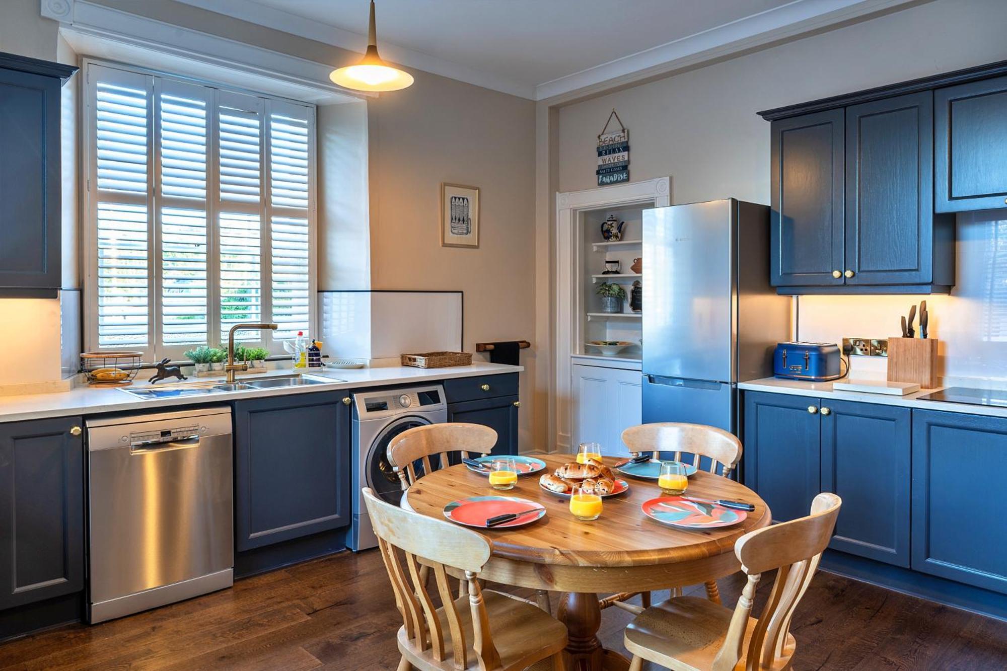 Finest Retreats - The Old Counting House Gweek